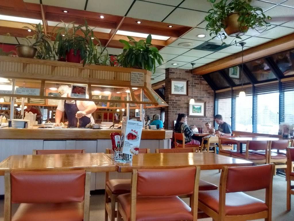 Shoneys Belle | restaurant | 2700 E Dupont Ave, Belle, WV 25015, USA | 3049494475 OR +1 304-949-4475