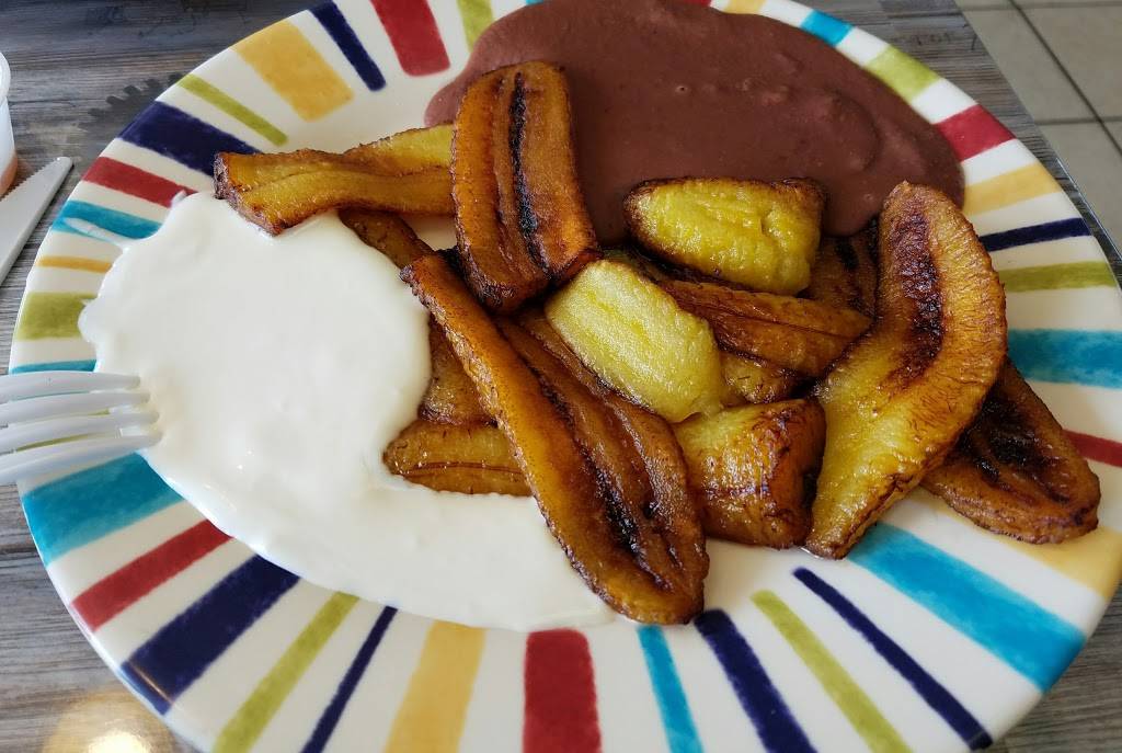 Tipicos Doña Gloria | restaurant | 470 Elden St, Herndon, VA 20170, USA | 7034377950 OR +1 703-437-7950