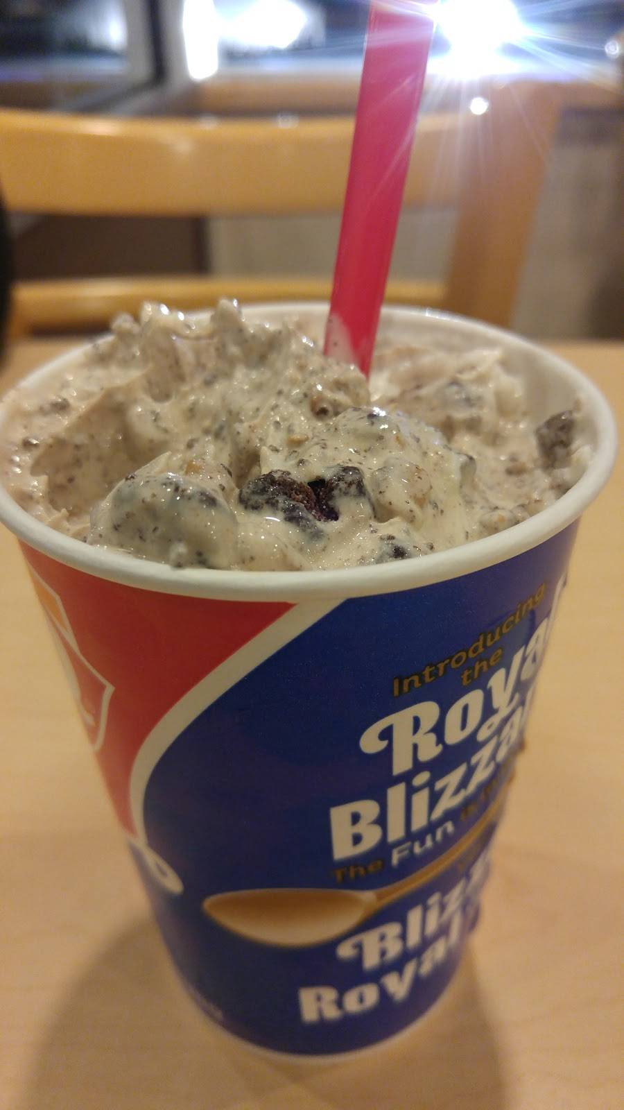 Dairy Queen Grill & Chill | restaurant | 415 Hazeldean Rd, Kanata, ON K2L 4C6, Canada | 6135918335 OR +1 613-591-8335