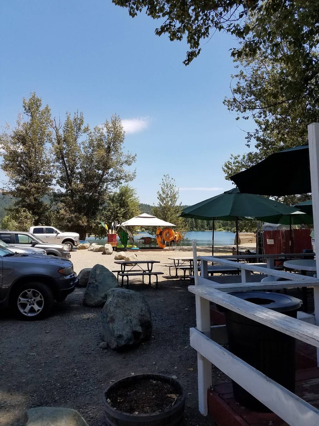 Graeagle Outpost & Yacht Club | restaurant | 7358 CA-89, Graeagle, CA 96103, USA | 5308362414 OR +1 530-836-2414