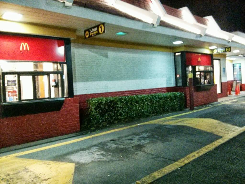 McDonalds | cafe | 5228 Jefferson Davis Hwy, Fredericksburg, VA 22401, USA | 5408980344 OR +1 540-898-0344