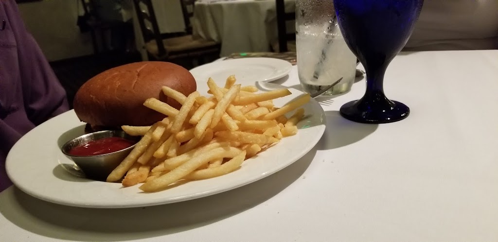 Main Dining | restaurant | 2200 E Elm St, Tucson, AZ 85719, USA | 5203251541 OR +1 520-325-1541