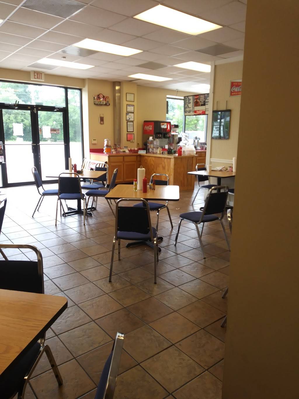Russells Diner | restaurant | 1003 East Ave, Cedartown, GA 30125, USA | 7707487722 OR +1 770-748-7722