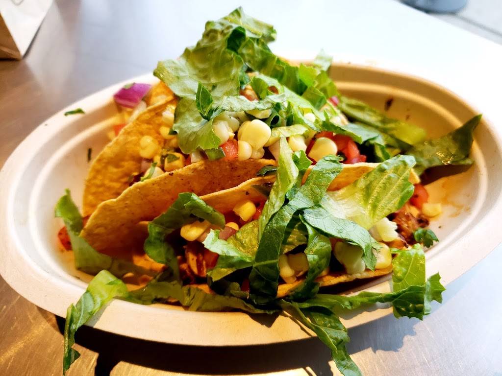Chipotle Mexican Grill | restaurant | 589 Ring Rd, Harrison, OH 45030, USA | 5132021420 OR +1 513-202-1420