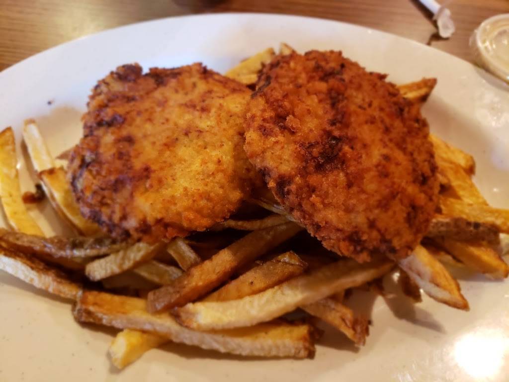 Mom & Pops Family Restaurant | restaurant | 331 E Bayview Blvd, Norfolk, VA 23503, United States | 7572332453 OR +1 757-233-2453