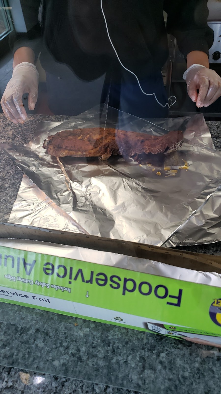 Lexington Betty Smokehouse | restaurant | 756 E 111th St, Chicago, IL 60628, USA | 7089275614 OR +1 708-927-5614