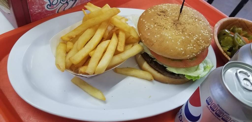 Q Burger | restaurant | Av. Ruiz 1373-3, Zona Centro, 22800 Ensenada, B.C., Mexico | 016461556238 OR +52 646 155 6238