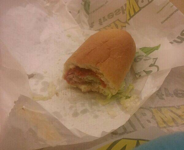 Subway | restaurant | 2231 Singleton Blvd Ste 102 Lakewest Town Center, Dallas, TX 75212, USA | 2146897827 OR +1 214-689-7827