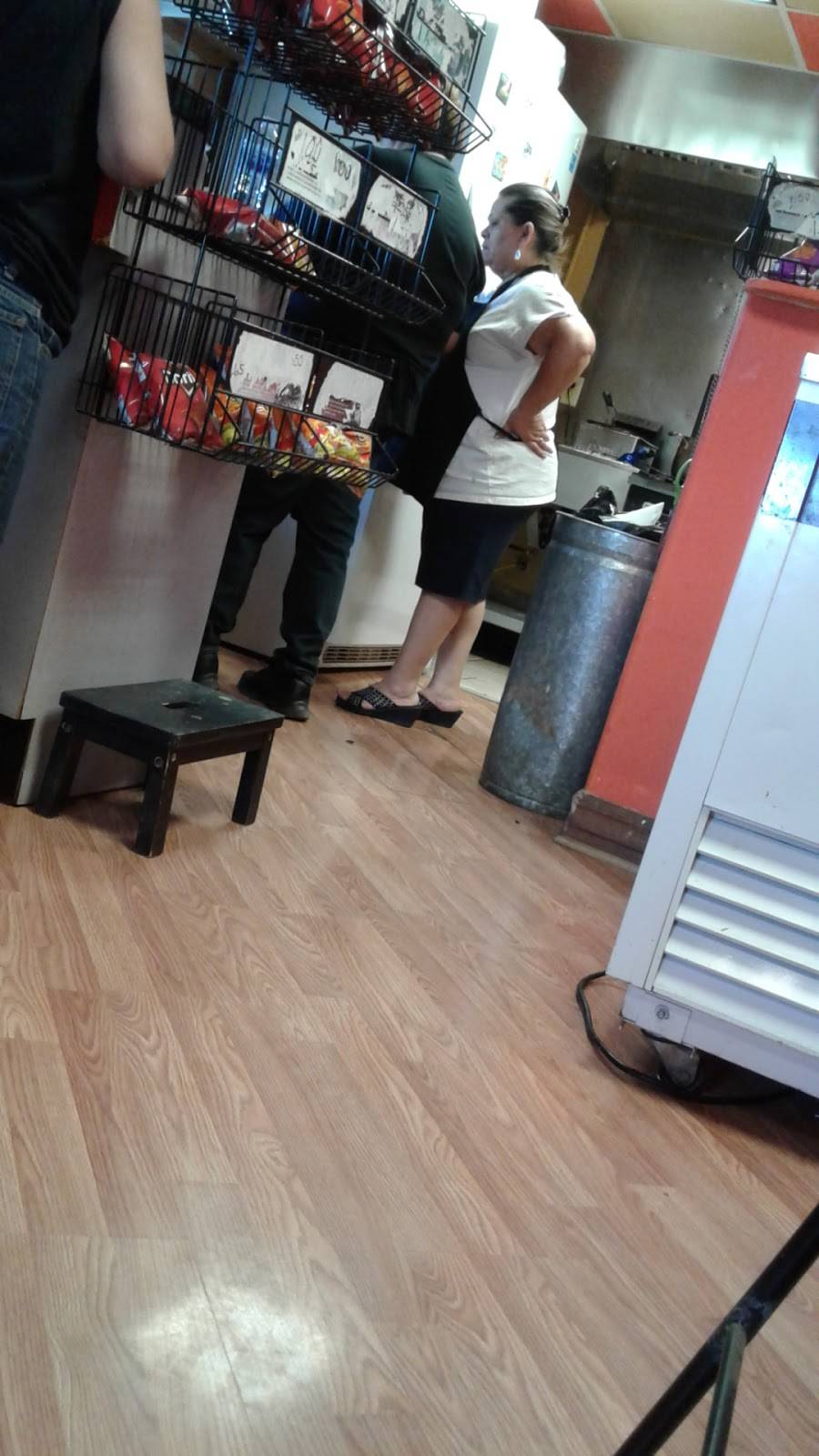 Mi Cabañita | restaurant | Tornillo, TX 79853, USA | 9152887315 OR +1 915-288-7315