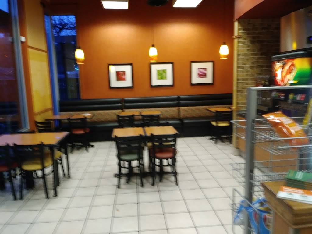 Subway Restaurants | restaurant | 1850 SW Skyline Blvd #3a, Portland, OR 97221, USA | 5034459580 OR +1 503-445-9580