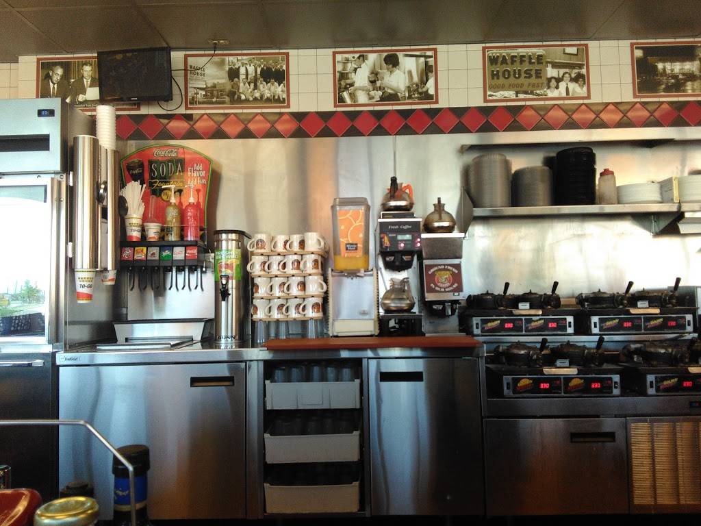 Waffle House | meal takeaway | 490 N Veterans Pkwy, Moultrie, GA 31788, USA | 2292174853 OR +1 229-217-4853