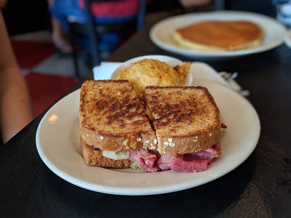 Hope Valley Diner | restaurant | 3710 Shannon Rd, Durham, NC 27707, USA | 9194190907 OR +1 919-419-0907