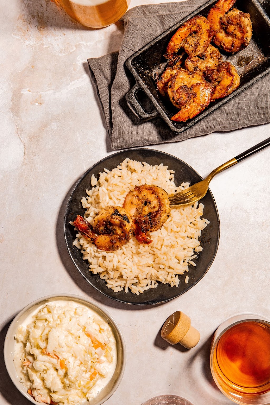 Dockside Delivery | restaurant | 67 E Cermak Rd, Chicago, IL 60616, USA | 3128344243 OR +1 312-834-4243