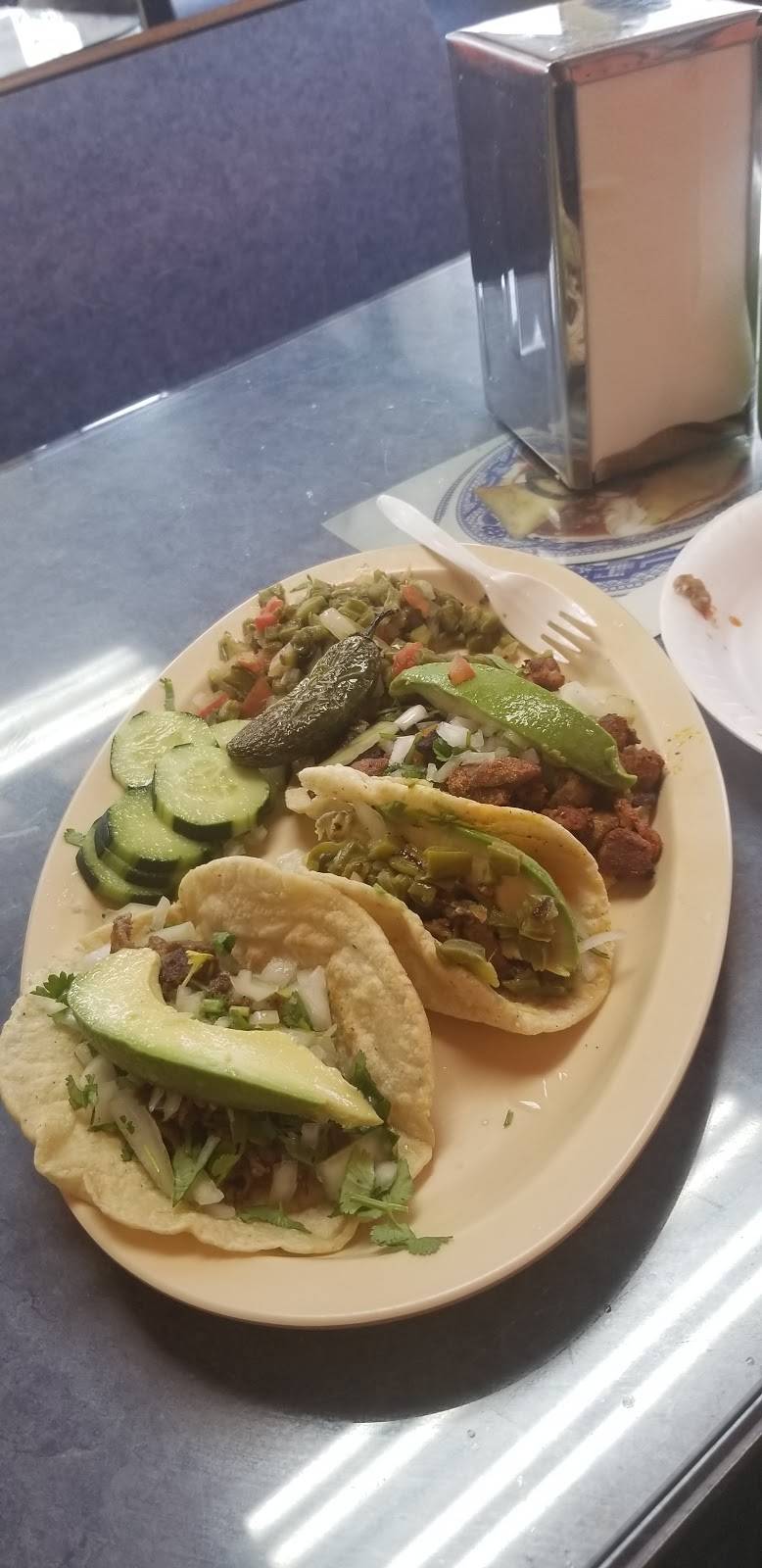 El Zarape Michoacano | restaurant | 6212 E Gage Ave, Bell Gardens, CA 90201, USA | 3235621473 OR +1 323-562-1473