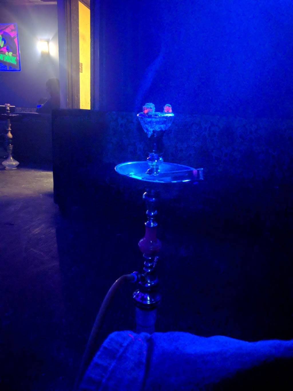 Falak Hookah Lounge | restaurant | 1210 S State College Blvd G, Anaheim, CA 92806, USA | 7142942984 OR +1 714-294-2984