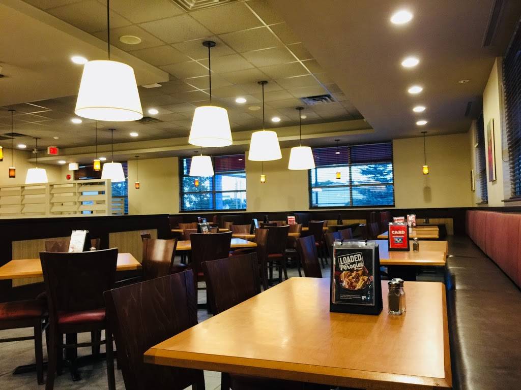 Swiss Chalet | restaurant | 555 Laval Dr, Oshawa, ON L1J 0B6, Canada | 9057288621 OR +1 905-728-8621