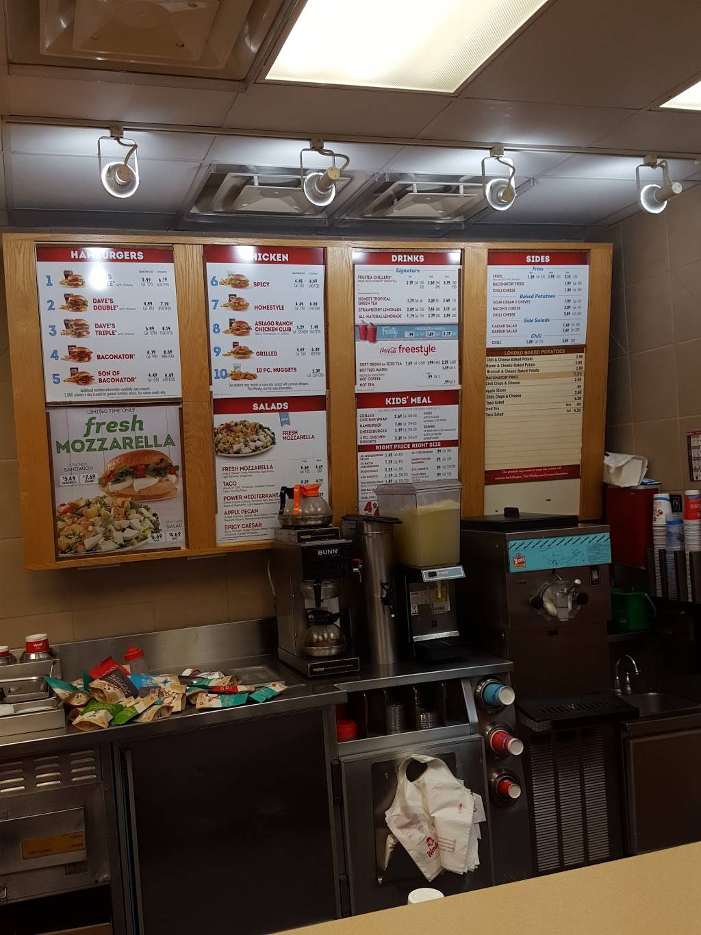 Wendys | restaurant | 4157 WV-34, Hurricane, WV 25526, USA | 3047578763 OR +1 304-757-8763