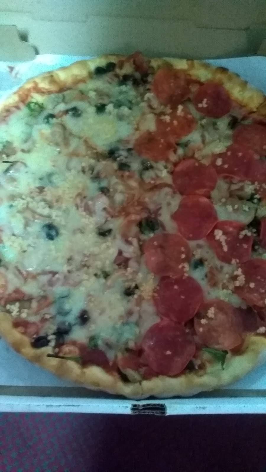 Brunis Pizzeria | restaurant | 303 12th St, Hammonton, NJ 08037, USA | 6095615310 OR +1 609-561-5310