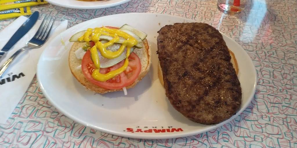 Wimpys Diner | restaurant | 279 Yonge St, Barrie, ON L4N 4C7, Canada | 7057259535 OR +1 705-725-9535
