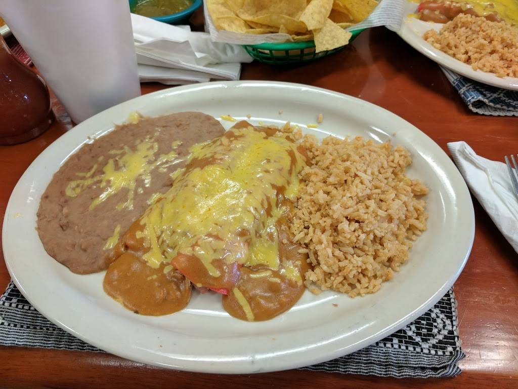 Myas Tex-Mex Cafe | cafe | 10203 Culebra Rd #7, San Antonio, TX 78251, USA | 2105201661 OR +1 210-520-1661