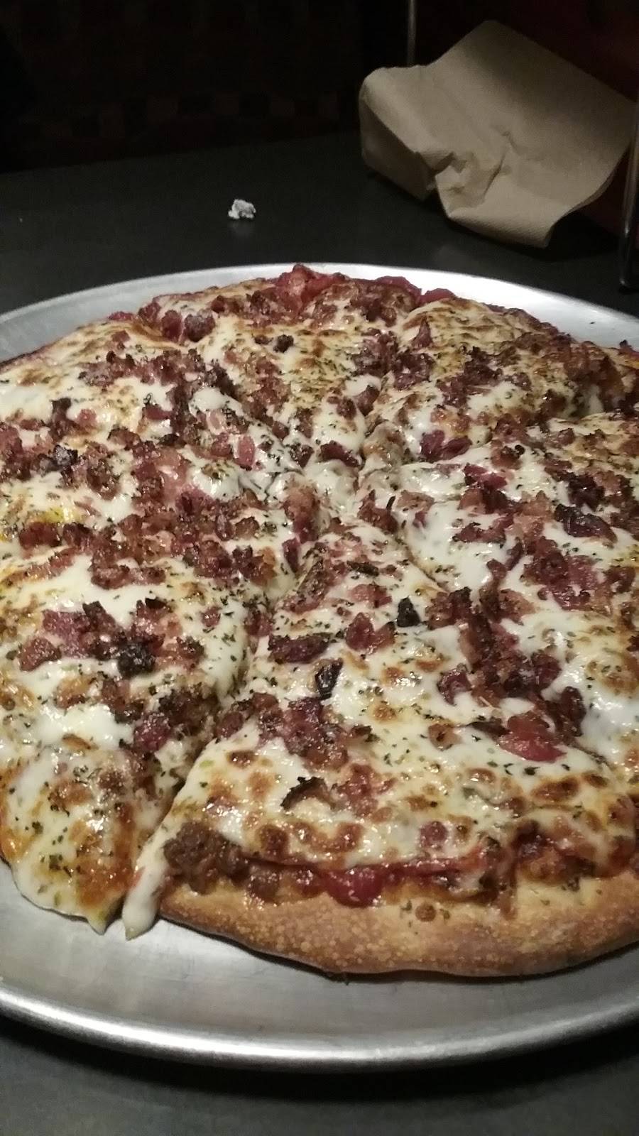 Firehouse Pizza | meal takeaway | 8879/19 N Knoxville Ave, Peoria, IL 61615, USA | 3096939111 OR +1 309-693-9111