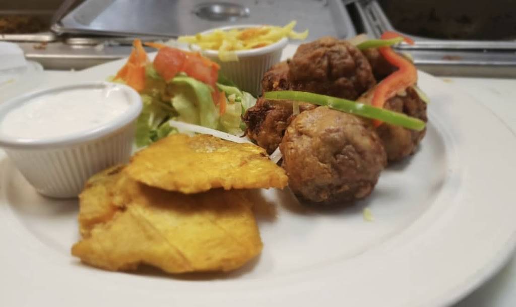 Sak Pase Restaurant | restaurant | 18900 SW 114th Ave, Miami, FL 33157, USA | 7867018930 OR +1 786-701-8930