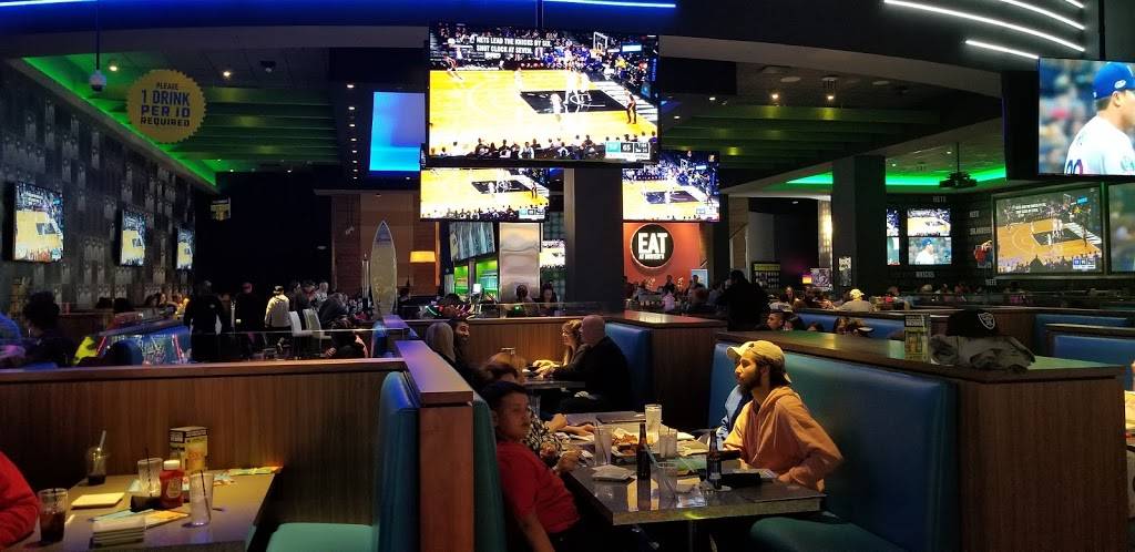 Dave & Busters | restaurant | 2655 Richmond Ave, Staten Island, NY 10314, USA | 9294642700 OR +1 929-464-2700