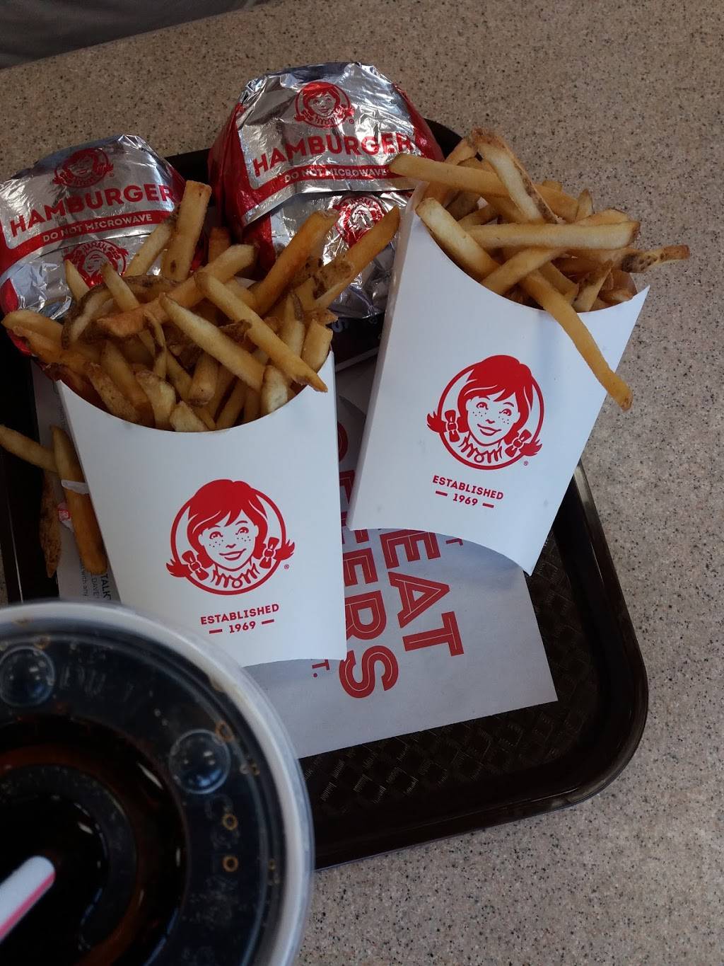 Wendys | restaurant | 2449 Genesis Rd, Crossville, TN 38571, USA | 9317871904 OR +1 931-787-1904