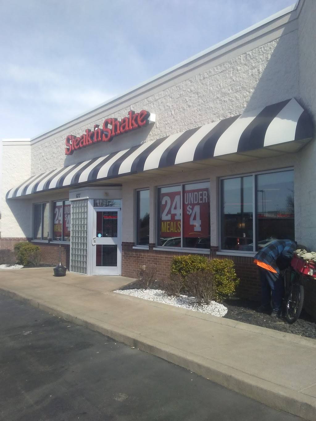 Steak n Shake | restaurant | 677 Gravois Bluffs Blvd, Fenton, MO 63026, USA | 6363494538 OR +1 636-349-4538