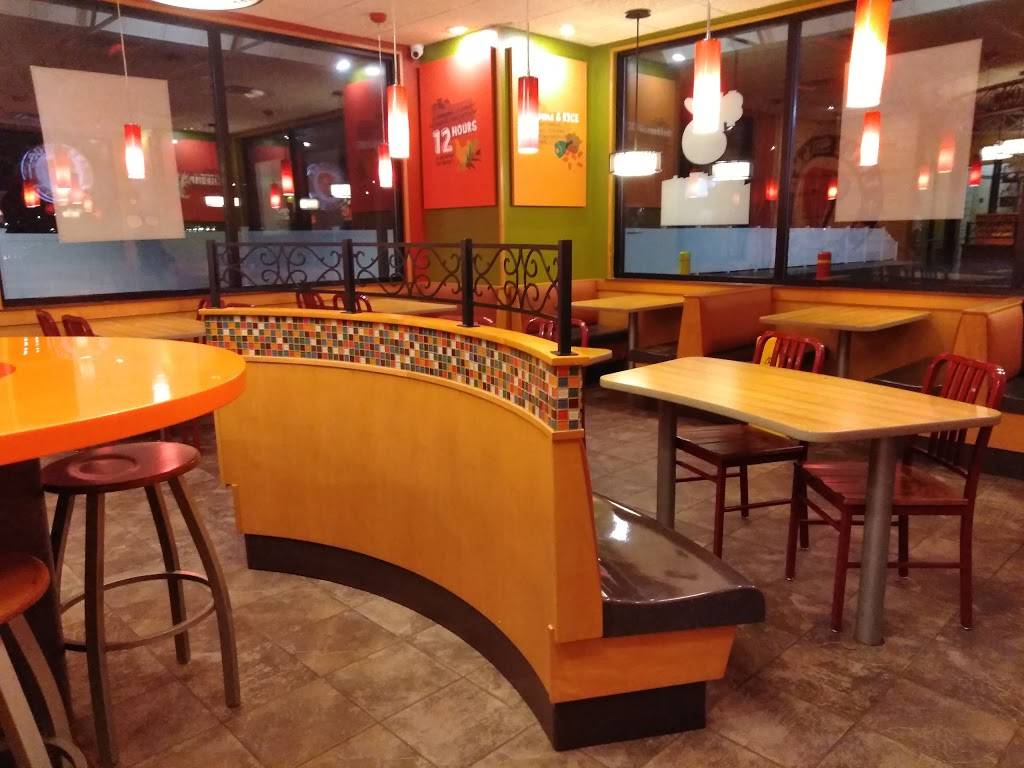 Popeyes Louisiana Kitchen | restaurant | 2201 Fairfield Ave, Bridgeport, CT 06605, USA | 2036901433 OR +1 203-690-1433