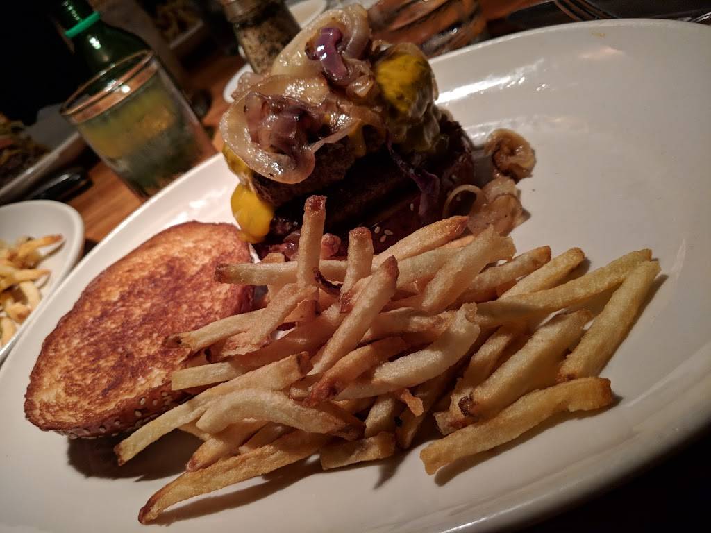 Hillstone | restaurant | 202 Wilshire Blvd, Santa Monica, CA 90401, USA | 3105767558 OR +1 310-576-7558