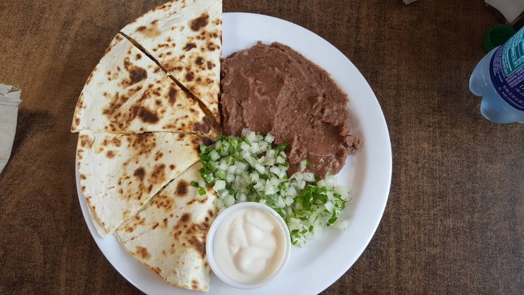 Taco Place | restaurant | 312 N May St, Madisonville, TX 77864, USA | 9363490880 OR +1 936-349-0880