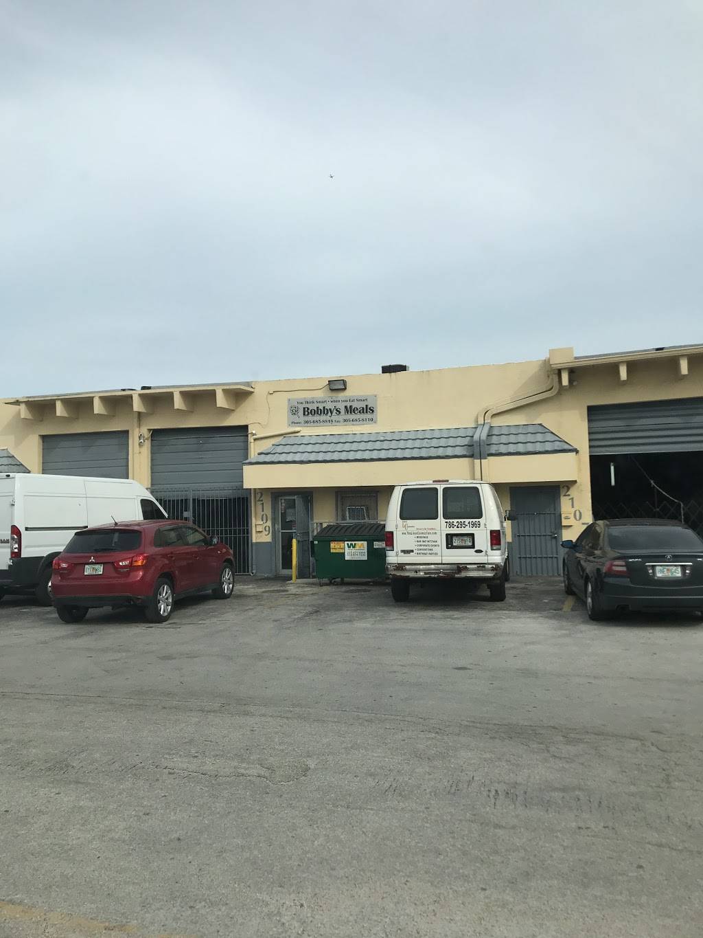 Bobbys Meals | restaurant | 2109 Opa-Locka Blvd, Opa-locka, FL 33054, USA | 3056858818 OR +1 305-685-8818