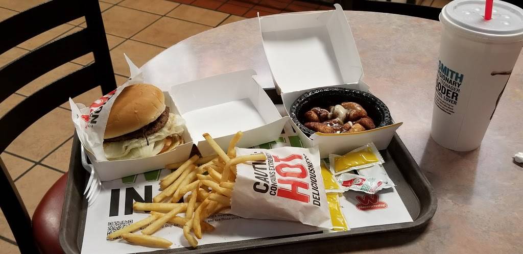 Wienerschnitzel | restaurant | 3203 W Alameda, Burbank, CA 91505, USA | 8188411917 OR +1 818-841-1917