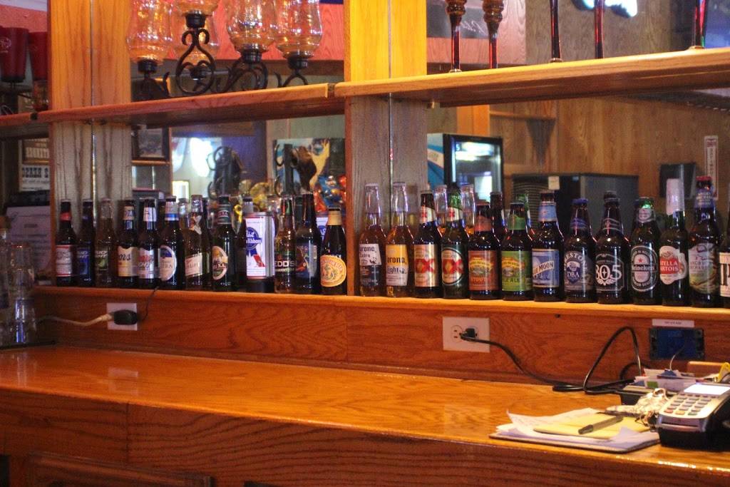 Christis Place | restaurant | 37275 Ave 12, Madera, CA 93636, USA | 5593954873 OR +1 559-395-4873