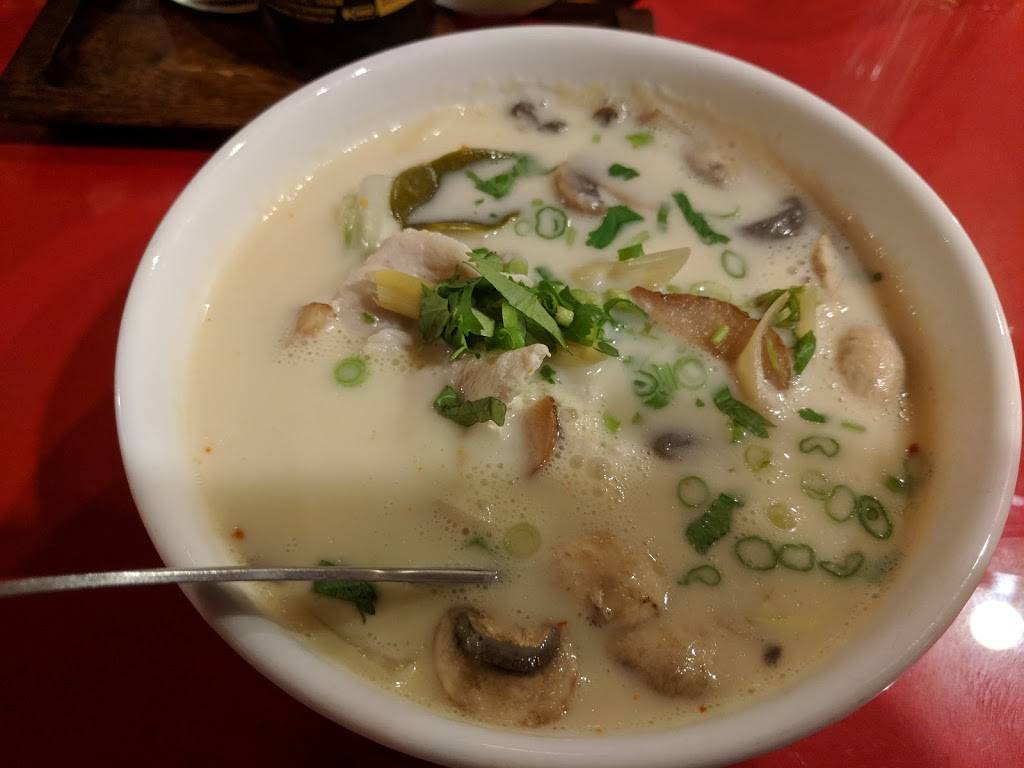 Thai Flavors | restaurant | 340 E Burlington St, Iowa City, IA 52240, USA | 3193398900 OR +1 319-339-8900