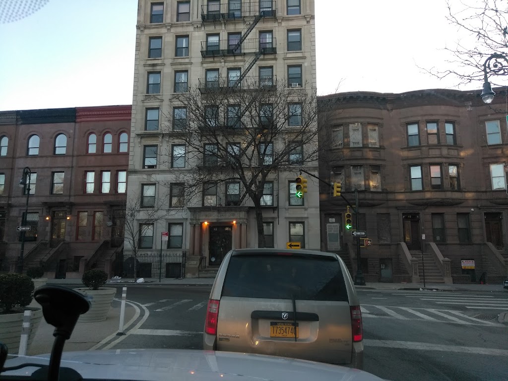 African American Best Food | restaurant | 410 Malcolm X Blvd, New York, NY 10037, USA | 2126908052 OR +1 212-690-8052