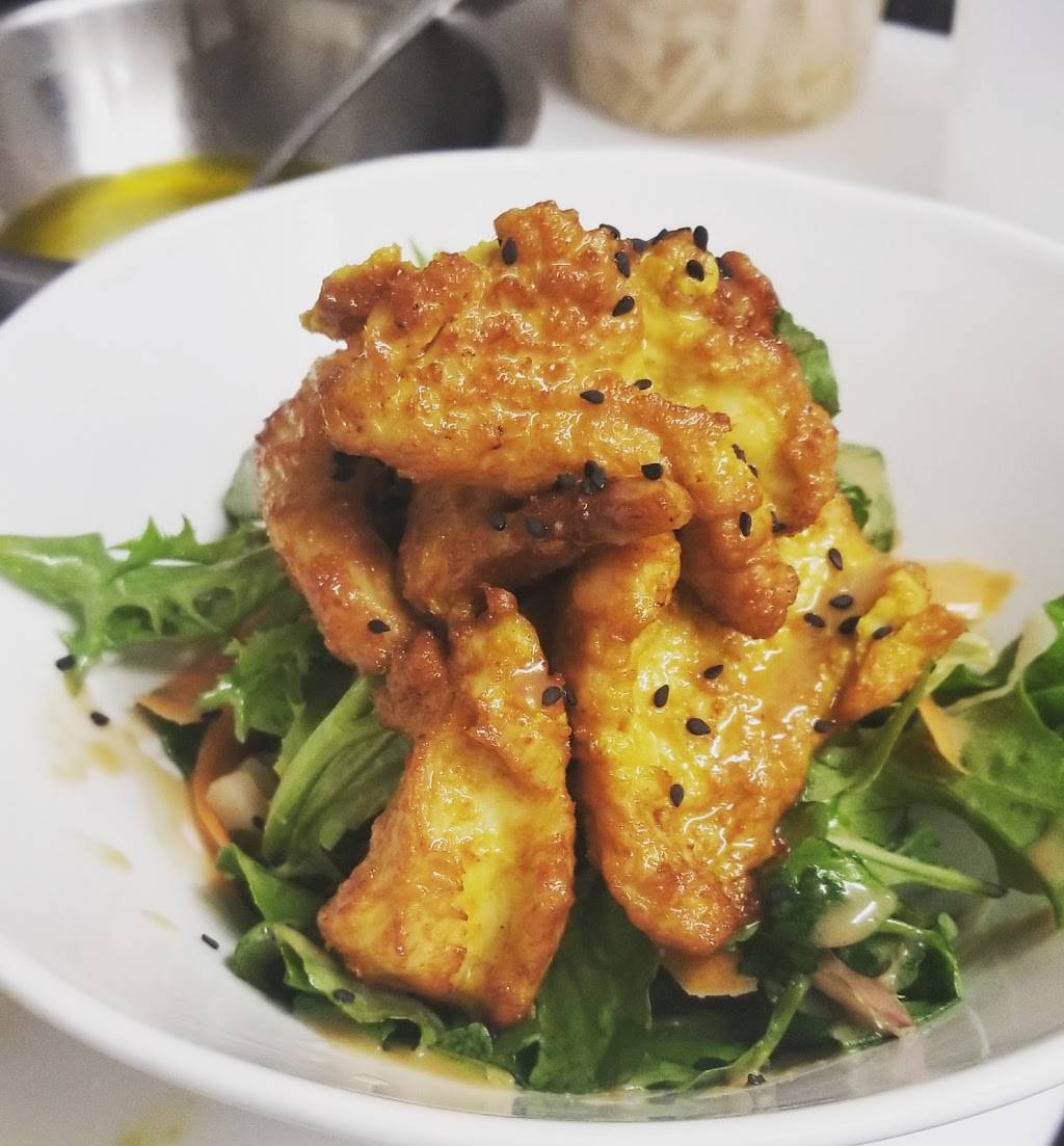 Nui Nui Kitchen | restaurant | 301 Bridge St, Phoenixville, PA 19460, USA | 4843025141 OR +1 484-302-5141