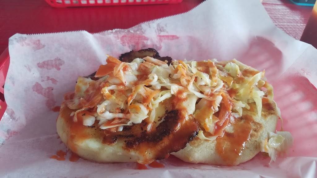 Pupuseria Emanuel | restaurant | 5822 Telephone Rd, Houston, TX 77087, USA | 7136449383 OR +1 713-644-9383