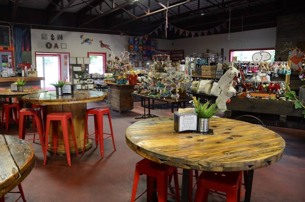 Mountain Goat Market | restaurant | 109 Main St, Monteagle, TN 37356, USA | 9319242727 OR +1 931-924-2727