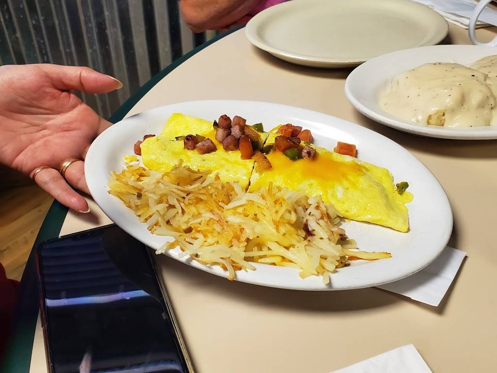 Miss Marys | restaurant | 468 S Gentry Blvd, Gentry, AR 72734, USA | 4795256006 OR +1 479-525-6006