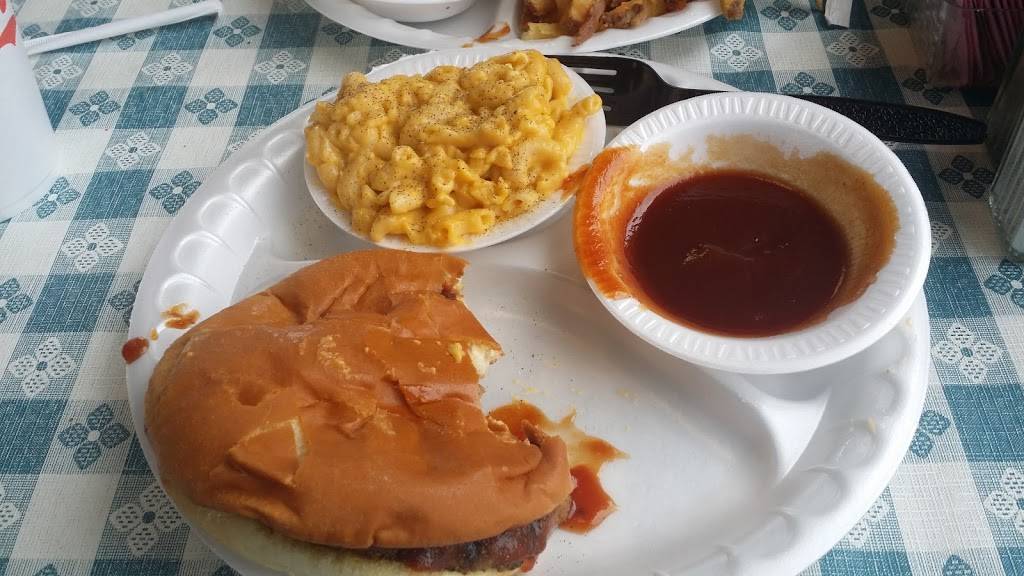 BBQ West | restaurant | 2618 Derek Dr, Lake Charles, LA 70607, USA | 3375645000 OR +1 337-564-5000