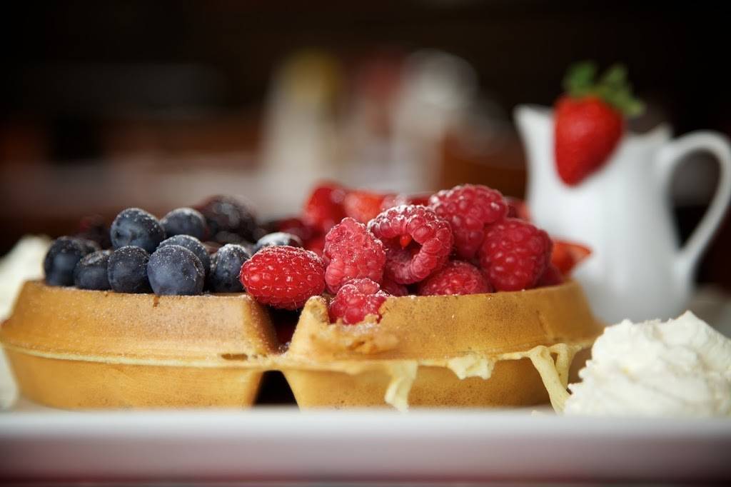 Le Ptit Réveil - La Ptite Soirée | restaurant | 425 Boulevard Sir-Wilfrid-Laurier, Beloeil, QC J3G 4H7, Canada | 4508136930 OR +1 450-813-6930