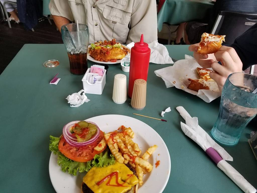 Pauls Family Restaurant | restaurant | 1111 Tsali Blvd, Cherokee, NC 28719, USA | 8284979012 OR +1 828-497-9012