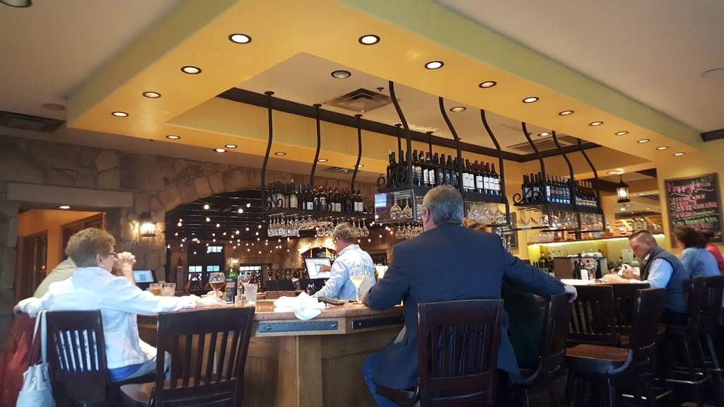 Romanos Macaroni Grill | restaurant | 2111 N Squirrel Rd, Auburn Hills, MI 48326, USA | 2483737507 OR +1 248-373-7507