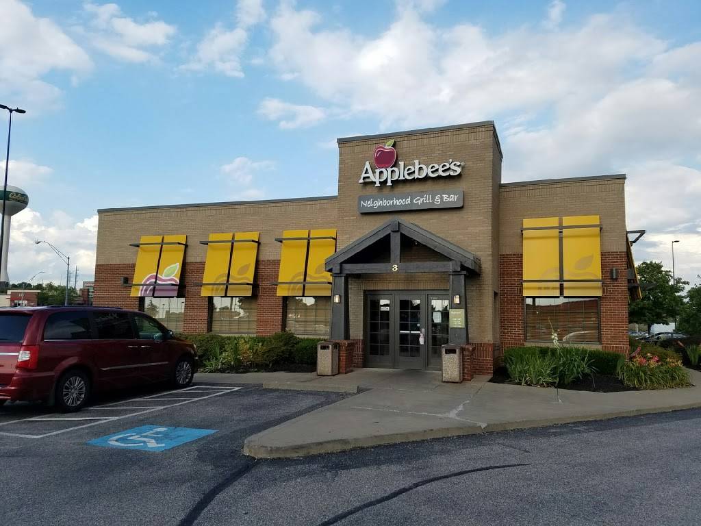 Applebees Grill + Bar | restaurant | 3 Cabela Dr, Triadelphia, WV 26059, USA | 3045470339 OR +1 304-547-0339