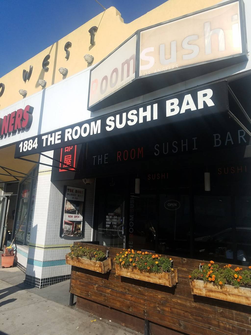 The Room Sushi Bar | restaurant | 1884 Westwood Blvd, Los Angeles, CA 90025, USA | 3104740462 OR +1 310-474-0462