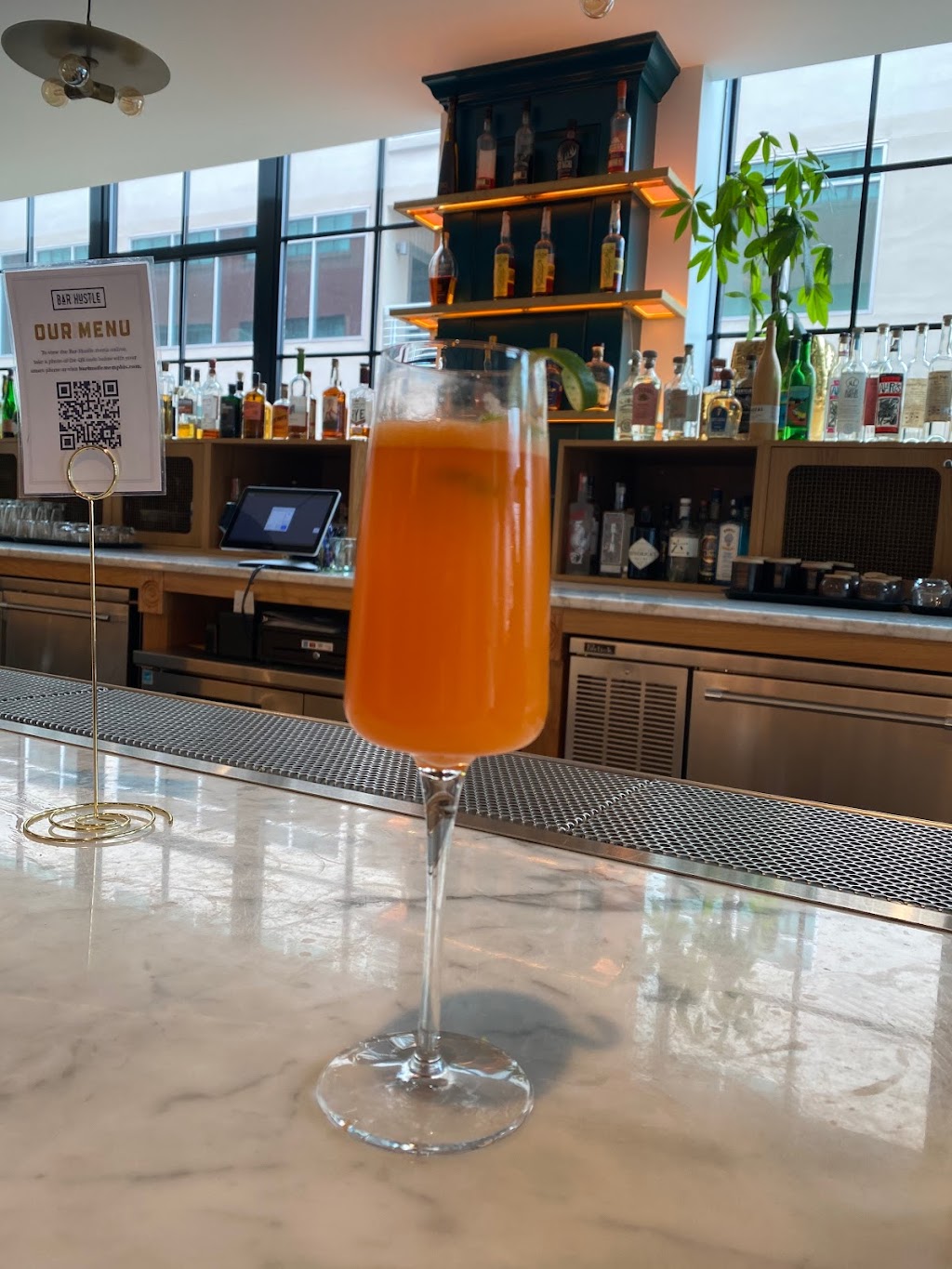 Bar Hustle | restaurant | 477 S Main St, Memphis, TN 38103, USA | 9017017490 OR +1 901-701-7490
