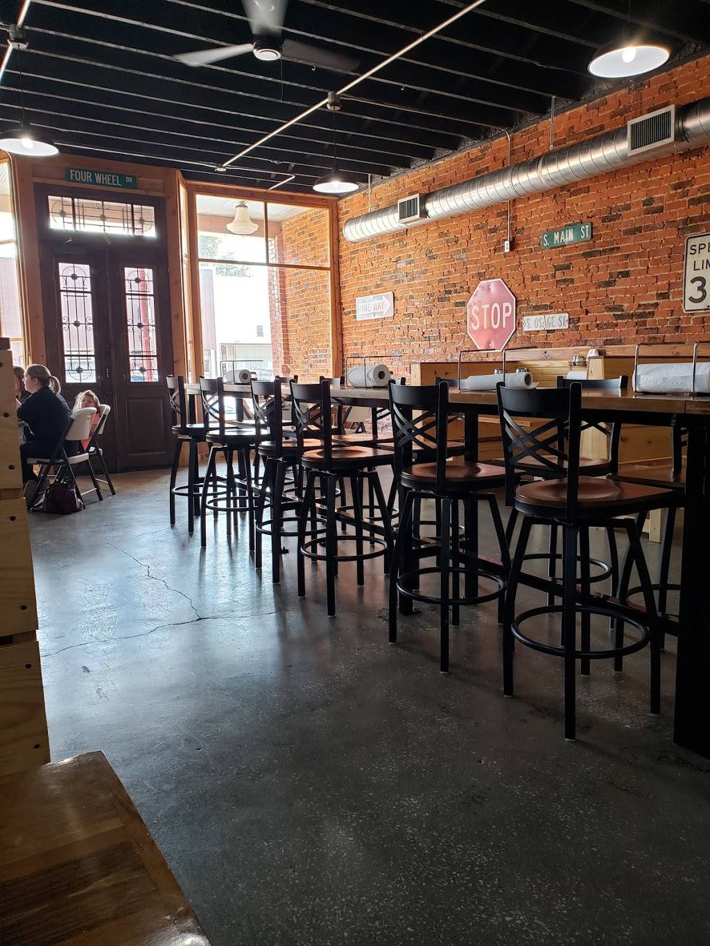 Grand Avenue Pizza | restaurant | Jasper, MO 64755, USA | 4173946000 OR +1 417-394-6000