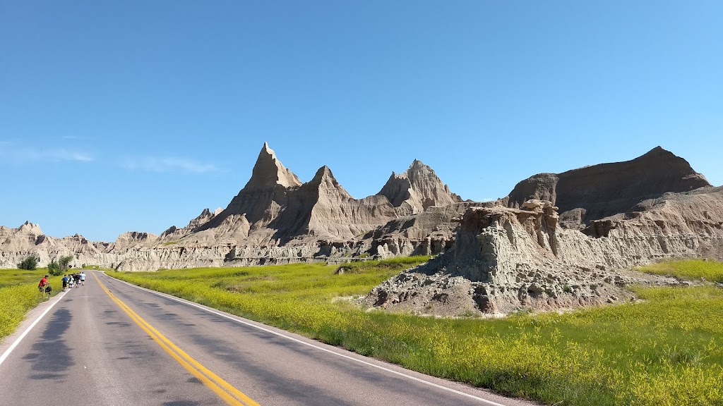 Cedar Pass Lodge | restaurant | 20681 SD-240, Interior, SD 57750, USA | 8773864383 OR +1 877-386-4383